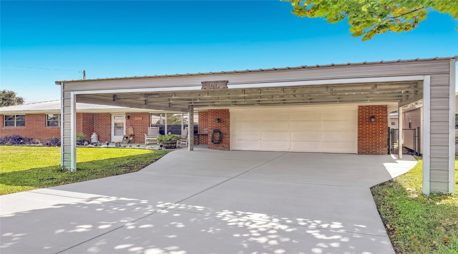 Haines City, Florida 33844, 3 Bedroom Bedrooms, ,2 Bathroombathrooms,Residential,For Sale,Bream,0,Mfrl4964539