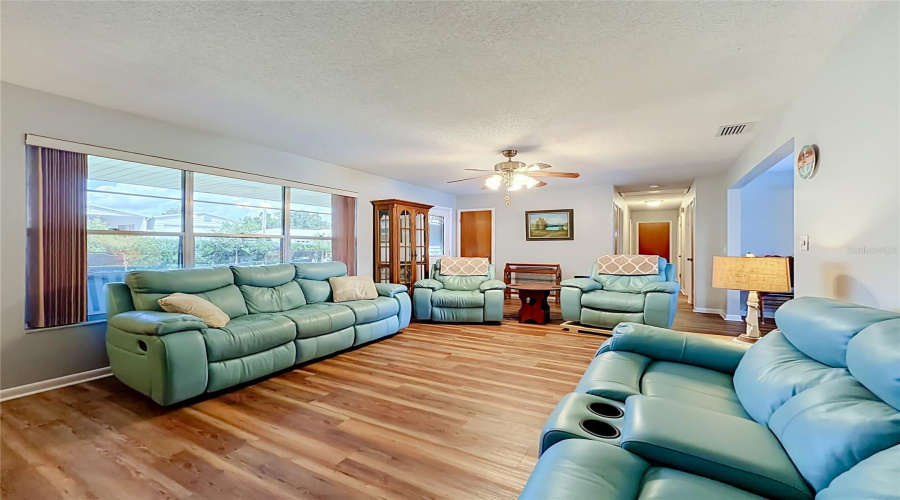 Haines City, Florida 33844, 3 Bedroom Bedrooms, ,2 Bathroombathrooms,Residential,For Sale,Bream,0,Mfrl4964539