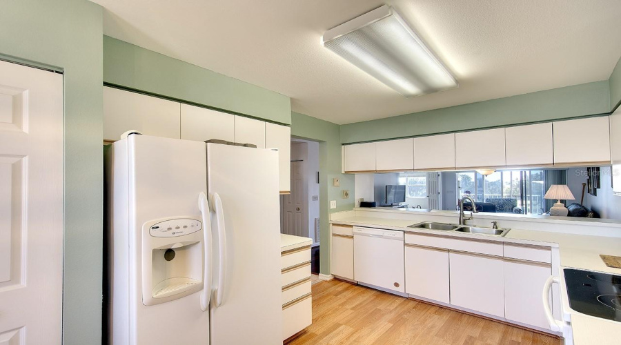 Palmetto, Florida 34221, 2 Bedroom Bedrooms, ,2 Bathroombathrooms,Residential,For Sale,Waterford,0,Mfra4704020