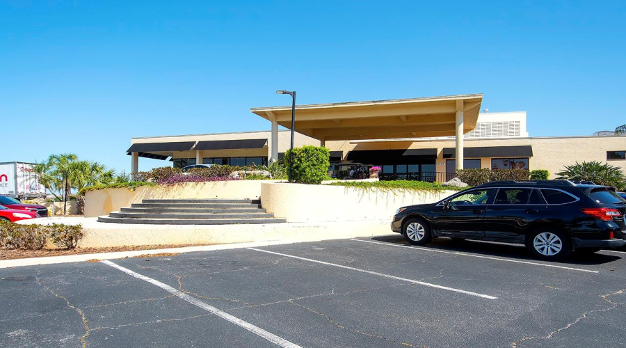 Palmetto, Florida 34221, 2 Bedroom Bedrooms, ,2 Bathroombathrooms,Residential,For Sale,Waterford,0,Mfra4704020
