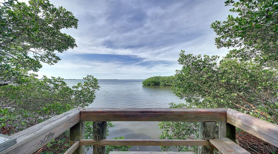 Palmetto, Florida 34221, 2 Bedroom Bedrooms, ,2 Bathroombathrooms,Residential,For Sale,Waterford,0,Mfra4704020