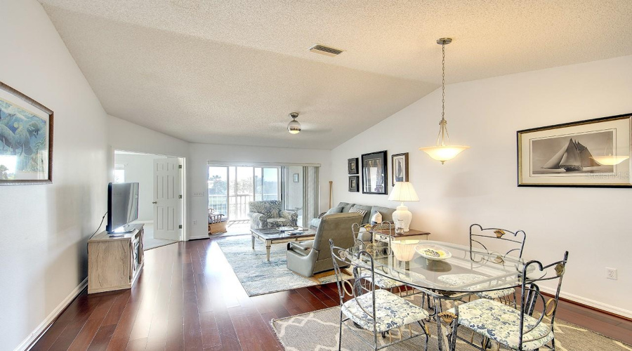 Palmetto, Florida 34221, 2 Bedroom Bedrooms, ,2 Bathroombathrooms,Residential,For Sale,Waterford,0,Mfra4704020