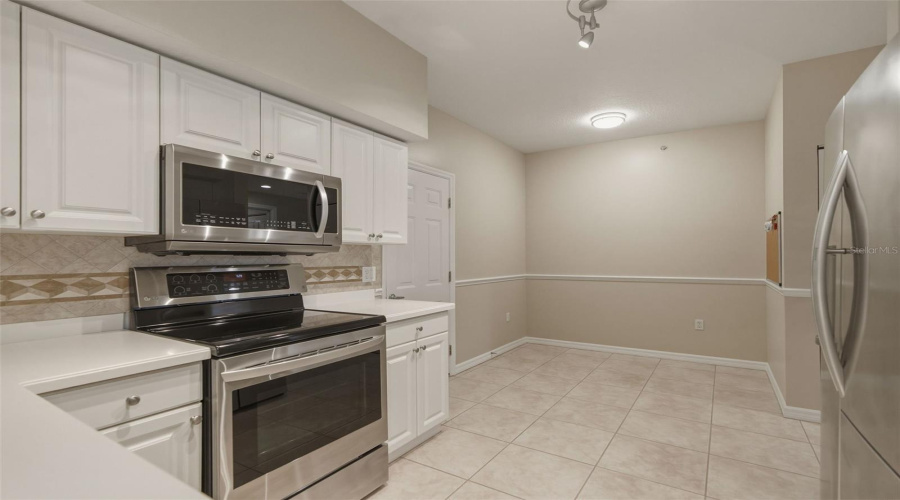 Bradenton, Florida 34203, 2 Bedroom Bedrooms, ,2 Bathroombathrooms,Residential,For Sale,Cedar Hollow,0,Mfrtb8542985