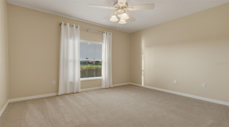 Bradenton, Florida 34203, 2 Bedroom Bedrooms, ,2 Bathroombathrooms,Residential,For Sale,Cedar Hollow,0,Mfrtb8542985
