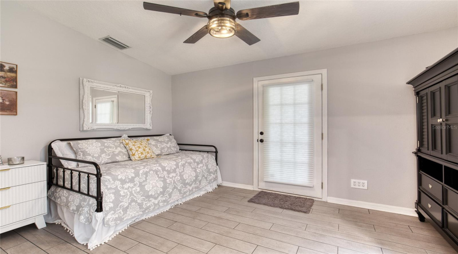 Ormond Beach, Florida 32174, 3 Bedroom Bedrooms, ,2 Bathroombathrooms,Residential,For Sale,Meadow Ridge,0,Mfrv4950932