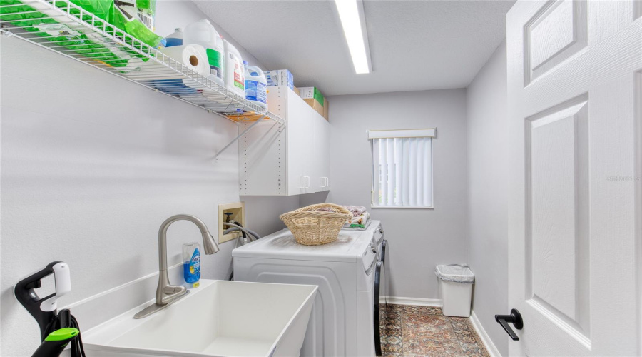 Ormond Beach, Florida 32174, 3 Bedroom Bedrooms, ,2 Bathroombathrooms,Residential,For Sale,Meadow Ridge,0,Mfrv4950932