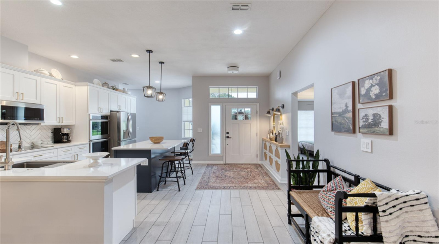 Ormond Beach, Florida 32174, 3 Bedroom Bedrooms, ,2 Bathroombathrooms,Residential,For Sale,Meadow Ridge,0,Mfrv4950932