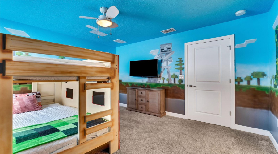 Davenport, Florida 33896, 8 Bedroom Bedrooms, ,5 Bathroombathrooms,Residential,For Sale,Plunker,0,Mfro6436546