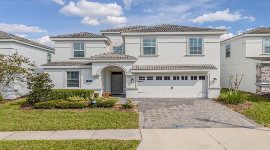 Davenport, Florida 33896, 8 Bedroom Bedrooms, ,5 Bathroombathrooms,Residential,For Sale,Plunker,0,Mfro6436546
