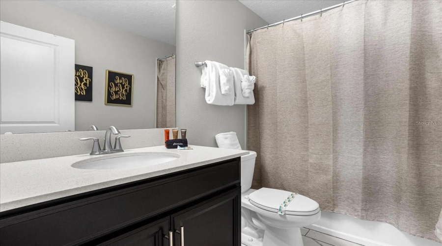 Davenport, Florida 33896, 8 Bedroom Bedrooms, ,5 Bathroombathrooms,Residential,For Sale,Plunker,0,Mfro6436546