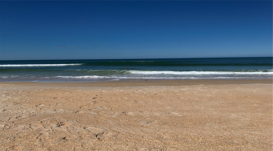 Minutes To Beach To Collect Those Treasures