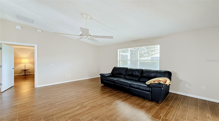 The Villages, Florida 32162, 2 Bedroom Bedrooms, ,2 Bathroombathrooms,Residential,For Sale,Broxton Pl,0,Mfrg5116786