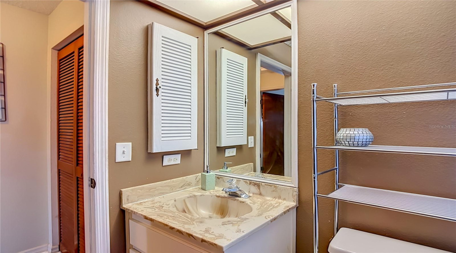 New Port Richey, Florida 34654, 2 Bedroom Bedrooms, ,2 Bathroombathrooms,Residential,For Sale,Baltusrol,0,Mfrtb8541052