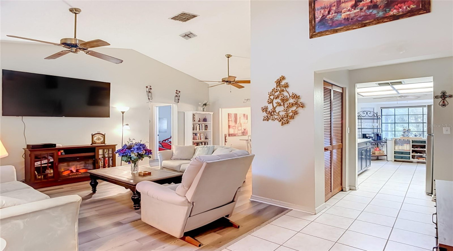 New Port Richey, Florida 34654, 2 Bedroom Bedrooms, ,2 Bathroombathrooms,Residential,For Sale,Baltusrol,0,Mfrtb8541052