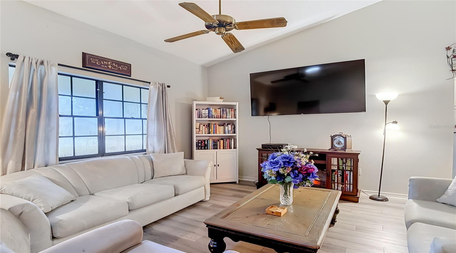 New Port Richey, Florida 34654, 2 Bedroom Bedrooms, ,2 Bathroombathrooms,Residential,For Sale,Baltusrol,0,Mfrtb8541052