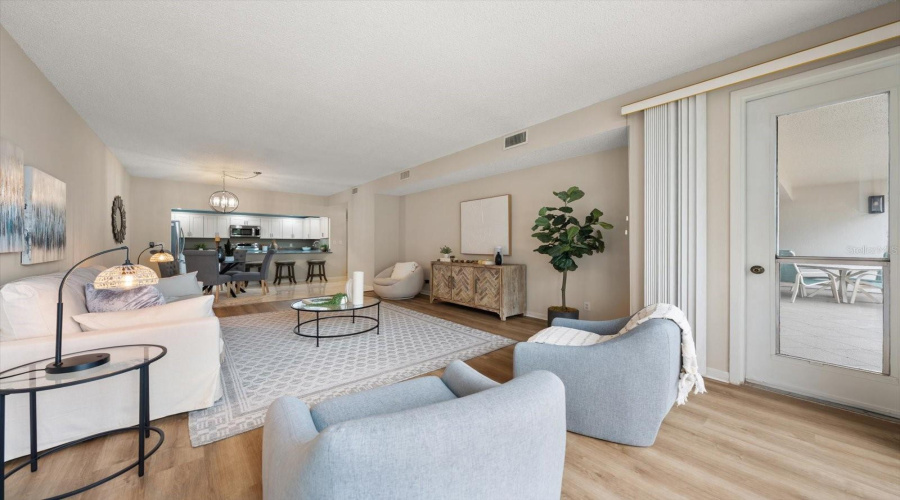 Belleair, Florida 33756, 2 Bedroom Bedrooms, ,2 Bathroombathrooms,Residential,For Sale,Belleview,0,Mfrtb8333869