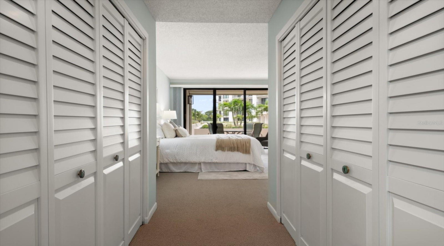 Belleair, Florida 33756, 2 Bedroom Bedrooms, ,2 Bathroombathrooms,Residential,For Sale,Belleview,0,Mfrtb8333869