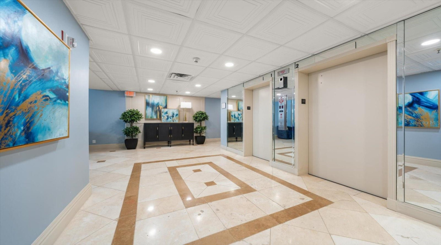 Belleair, Florida 33756, 2 Bedroom Bedrooms, ,2 Bathroombathrooms,Residential,For Sale,Belleview,0,Mfrtb8333869