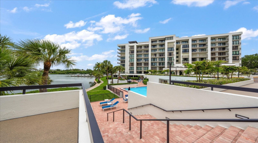 Belleair, Florida 33756, 2 Bedroom Bedrooms, ,2 Bathroombathrooms,Residential,For Sale,Belleview,0,Mfrtb8333869