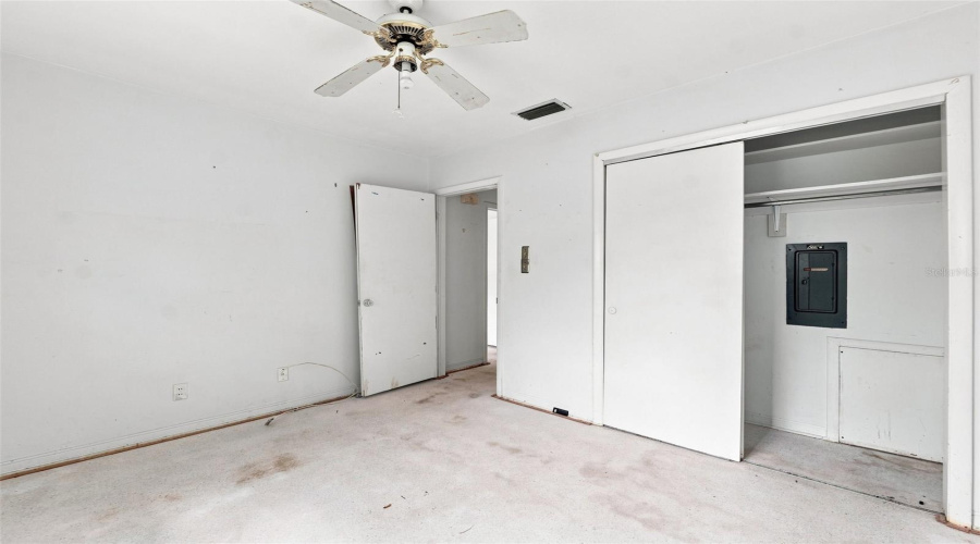 Clearwater, Florida 33763, 2 Bedroom Bedrooms, ,2 Bathroombathrooms,Residential,For Sale,Indigo,0,Mfrtb8538966