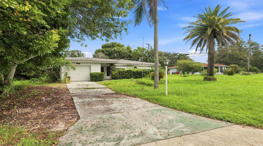 Clearwater, Florida 33763, 2 Bedroom Bedrooms, ,2 Bathroombathrooms,Residential,For Sale,Indigo,0,Mfrtb8538966