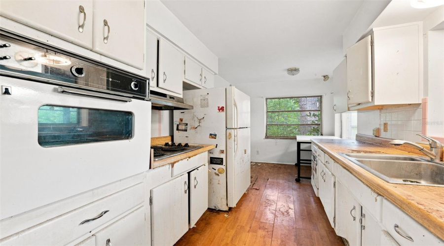 Clearwater, Florida 33763, 2 Bedroom Bedrooms, ,2 Bathroombathrooms,Residential,For Sale,Indigo,0,Mfrtb8538966