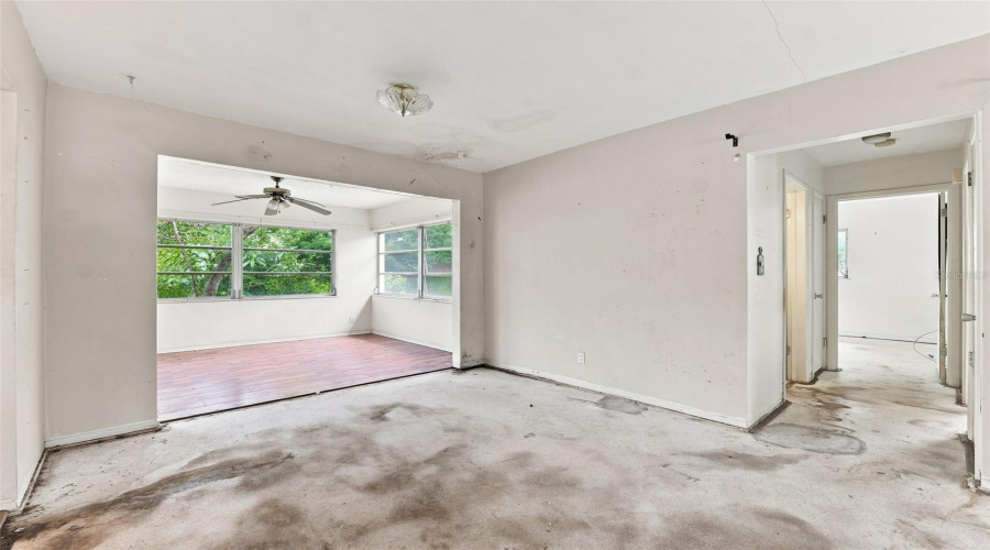 Clearwater, Florida 33763, 2 Bedroom Bedrooms, ,2 Bathroombathrooms,Residential,For Sale,Indigo,0,Mfrtb8538966