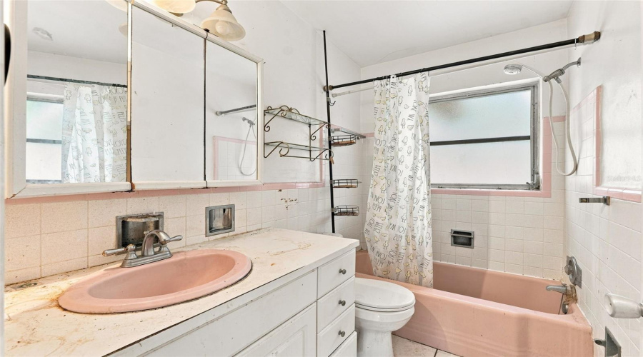 Clearwater, Florida 33763, 2 Bedroom Bedrooms, ,2 Bathroombathrooms,Residential,For Sale,Indigo,0,Mfrtb8538966