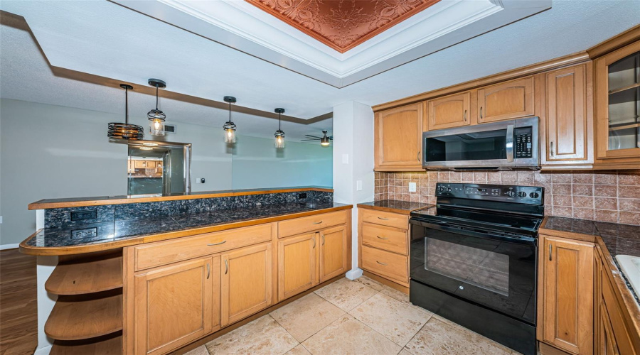 St Petersburg, Florida 33711, 2 Bedroom Bedrooms, ,2 Bathroombathrooms,Residential,For Sale,Sunshine Skyway,0,Mfrtb8422234