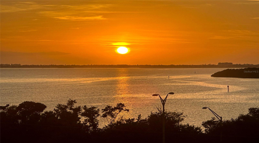 St Petersburg, Florida 33711, 2 Bedroom Bedrooms, ,2 Bathroombathrooms,Residential,For Sale,Sunshine Skyway,0,Mfrtb8422234