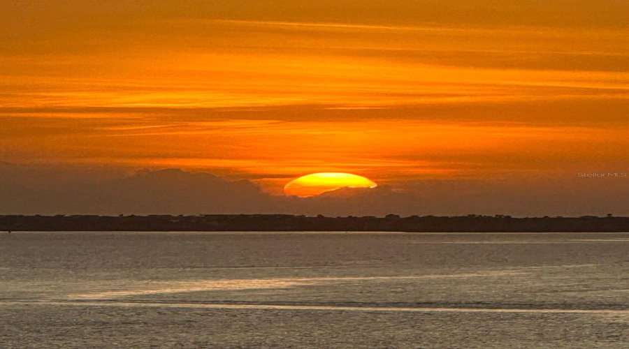 St Petersburg, Florida 33711, 2 Bedroom Bedrooms, ,2 Bathroombathrooms,Residential,For Sale,Sunshine Skyway,0,Mfrtb8422234