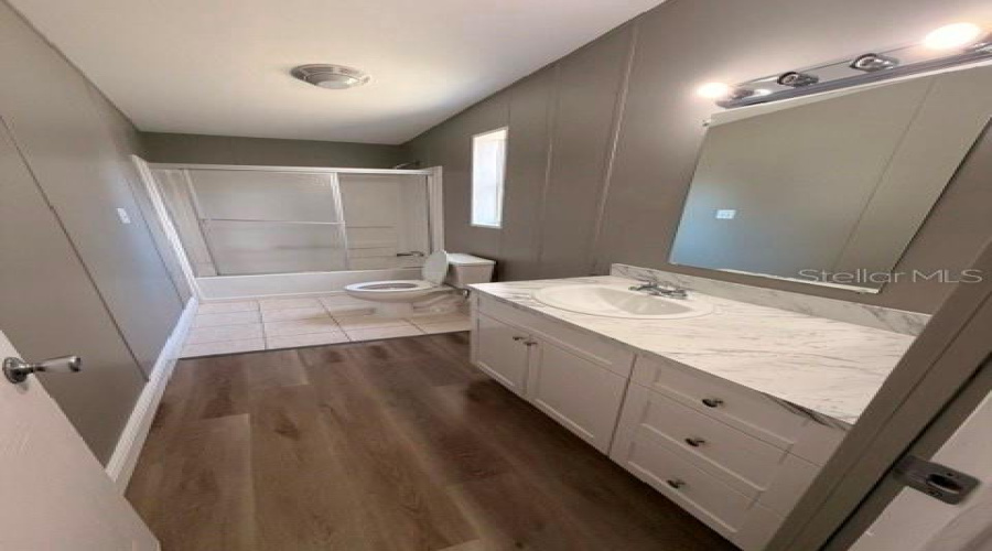 Tampa, Florida 33610, 3 Bedroom Bedrooms, ,2 Bathroombathrooms,Residential,For Sale,Sherwick,0,Mfrtb8530307