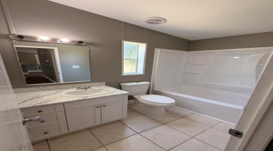 Tampa, Florida 33610, 3 Bedroom Bedrooms, ,2 Bathroombathrooms,Residential,For Sale,Sherwick,0,Mfrtb8530307