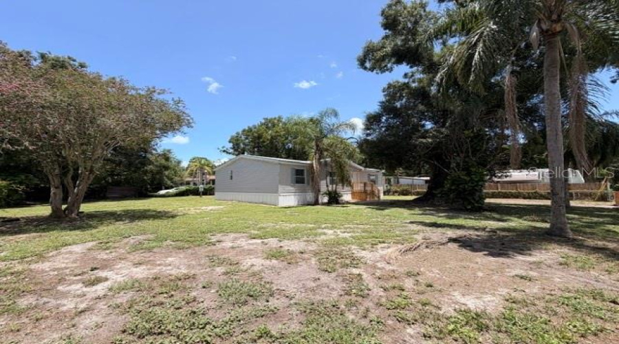 Tampa, Florida 33610, 3 Bedroom Bedrooms, ,2 Bathroombathrooms,Residential,For Sale,Sherwick,0,Mfrtb8530307