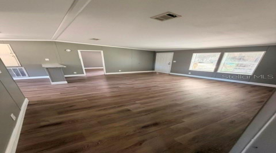 Tampa, Florida 33610, 3 Bedroom Bedrooms, ,2 Bathroombathrooms,Residential,For Sale,Sherwick,0,Mfrtb8530307