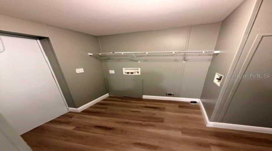 Tampa, Florida 33610, 3 Bedroom Bedrooms, ,2 Bathroombathrooms,Residential,For Sale,Sherwick,0,Mfrtb8530307
