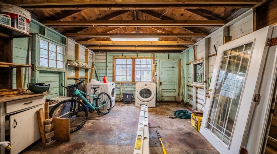 Storage &Amp; Laundry