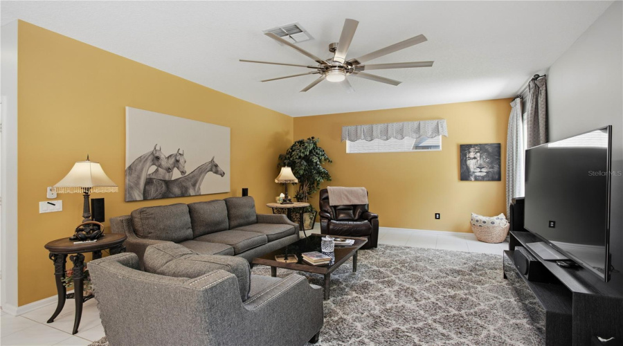 Winter Springs, Florida 32708, 4 Bedroom Bedrooms, ,3 Bathroombathrooms,Residential,For Sale,Blue Creek,0,Mfro6427702