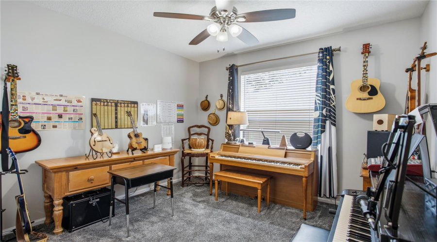 Winter Springs, Florida 32708, 4 Bedroom Bedrooms, ,3 Bathroombathrooms,Residential,For Sale,Blue Creek,0,Mfro6427702