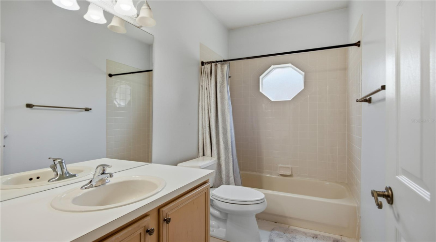 Winter Springs, Florida 32708, 4 Bedroom Bedrooms, ,3 Bathroombathrooms,Residential,For Sale,Blue Creek,0,Mfro6427702