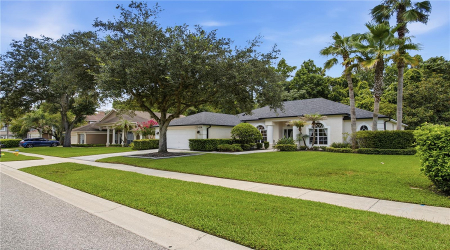 Winter Springs, Florida 32708, 4 Bedroom Bedrooms, ,3 Bathroombathrooms,Residential,For Sale,Blue Creek,0,Mfro6427702
