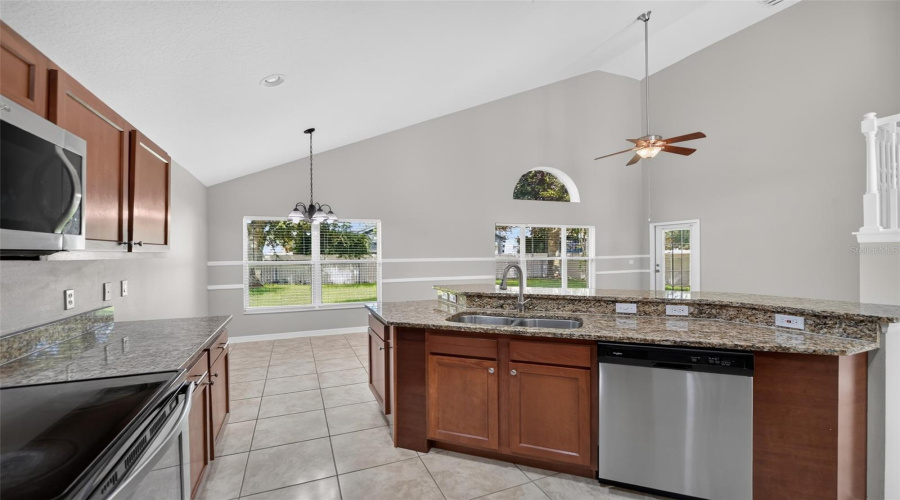 Ocoee, Florida 34761, 4 Bedroom Bedrooms, ,2 Bathroombathrooms,Residential,For Sale,Mccormick Woods,0,Mfro6427541