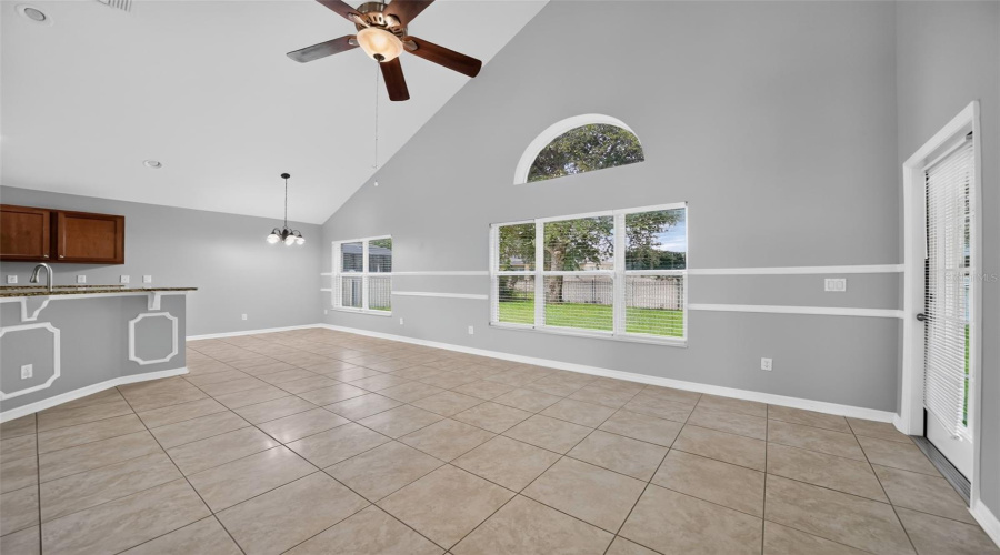 Ocoee, Florida 34761, 4 Bedroom Bedrooms, ,2 Bathroombathrooms,Residential,For Sale,Mccormick Woods,0,Mfro6427541