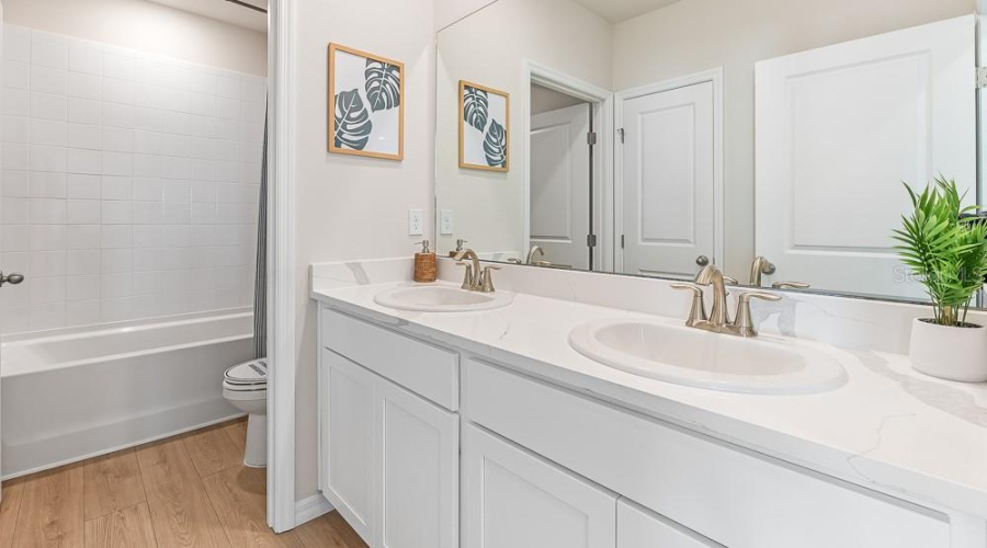 Parrish, Florida 34219, 4 Bedroom Bedrooms, ,3 Bathroombathrooms,Residential,For Sale,Bahama Mia,0,Mfra4704242