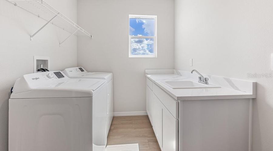 Parrish, Florida 34219, 4 Bedroom Bedrooms, ,3 Bathroombathrooms,Residential,For Sale,Bahama Mia,0,Mfra4704242