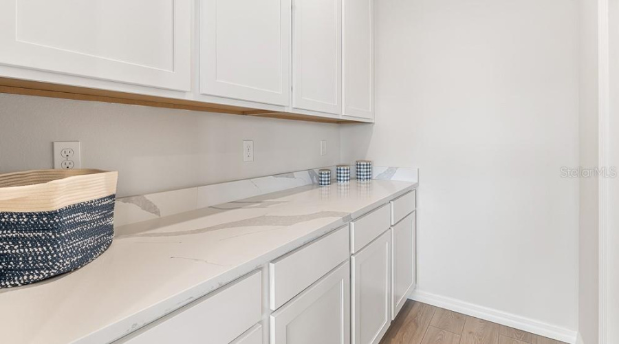 Parrish, Florida 34219, 4 Bedroom Bedrooms, ,3 Bathroombathrooms,Residential,For Sale,Bahama Mia,0,Mfra4704242