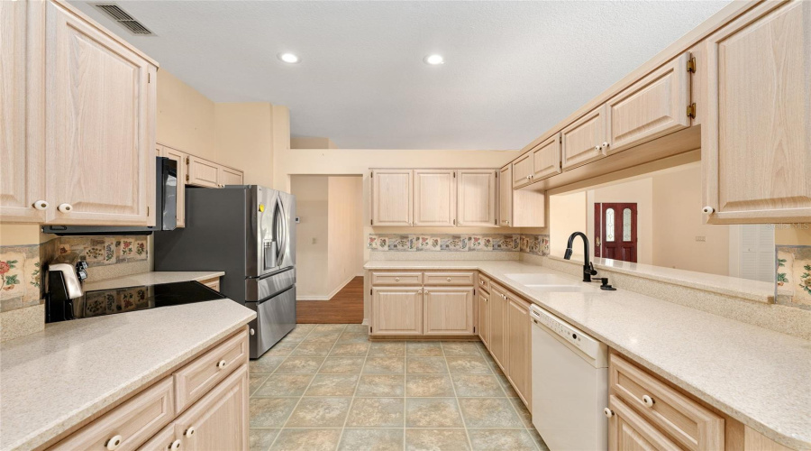 Beverly Hills, Florida 34465, 3 Bedroom Bedrooms, ,2 Bathroombathrooms,Residential,For Sale,Rushmore,0,Mfrom728015