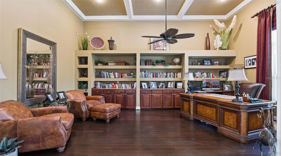 Longwood, Florida 32779, 5 Bedroom Bedrooms, ,5 Bathroombathrooms,Residential,For Sale,Sweetwater Club,0,Mfro6432120