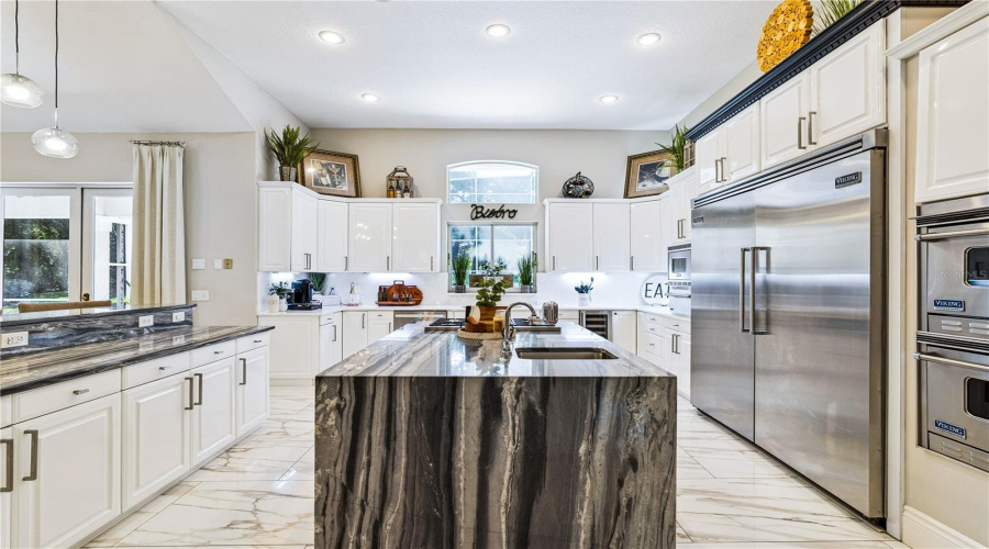 Longwood, Florida 32779, 5 Bedroom Bedrooms, ,5 Bathroombathrooms,Residential,For Sale,Sweetwater Club,0,Mfro6432120