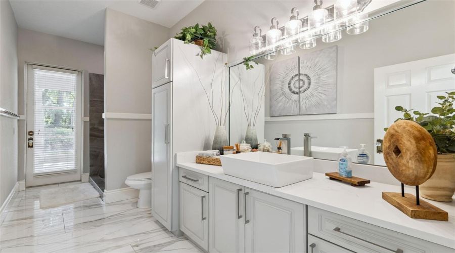 Longwood, Florida 32779, 5 Bedroom Bedrooms, ,5 Bathroombathrooms,Residential,For Sale,Sweetwater Club,0,Mfro6432120